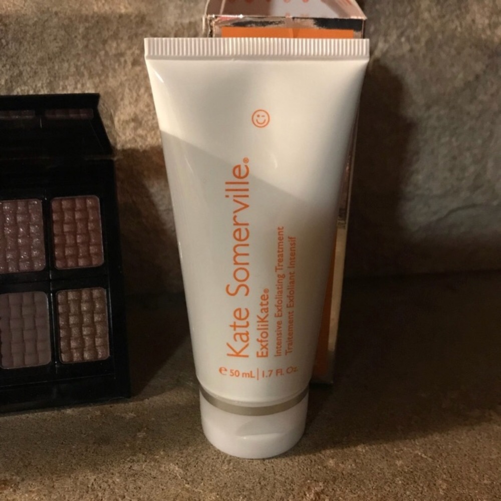 Kate Summerville Exfolikate